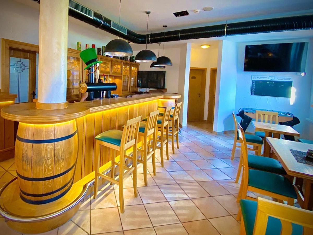 Meister Baer Hotel Wettiner Hof Glauchau Buitenkant foto