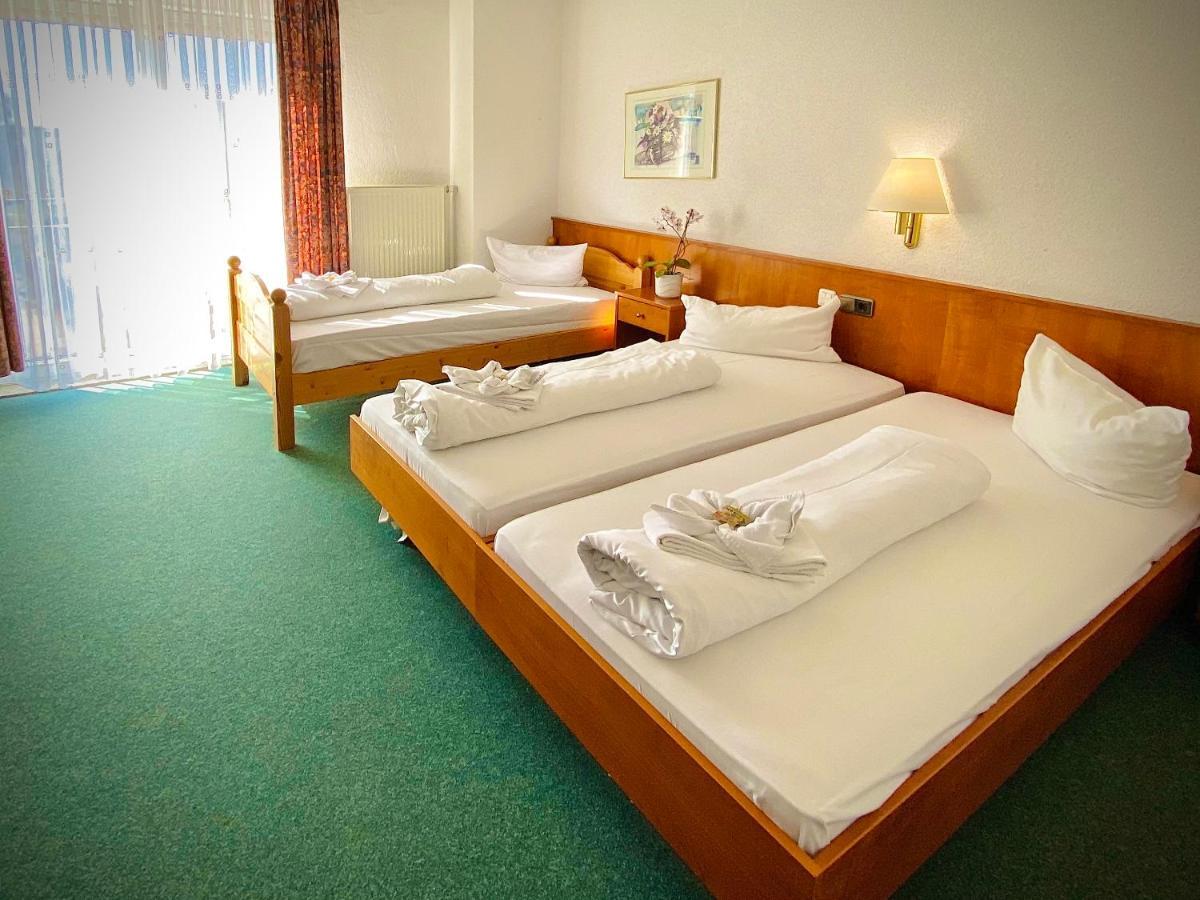 Meister Baer Hotel Wettiner Hof Glauchau Buitenkant foto